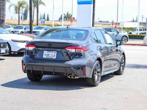 Used 2025 Toyota Corolla SE FWD image 11
