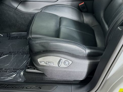 Certified 2024 Porsche Macan GTS AWD/4WD image 22