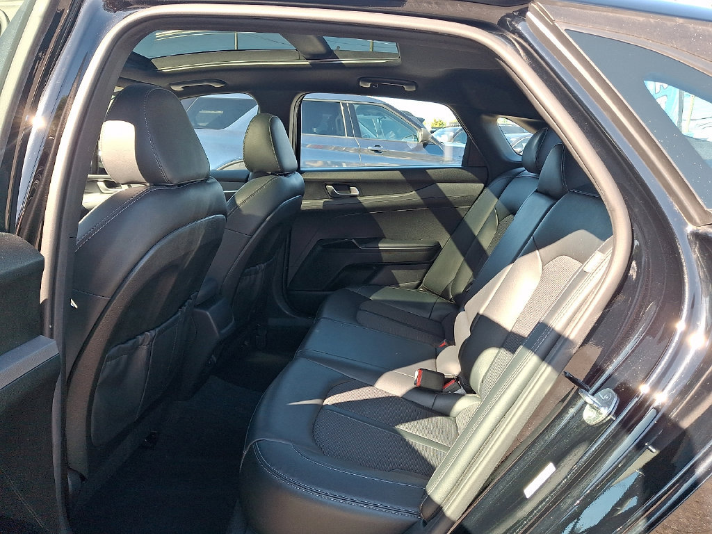 Certified 2023 Kia K5 GT-Line FWD image 12
