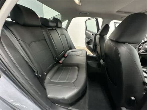 Used 2012 Volkswagen Passat 2.5 SE image 21