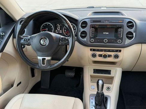 Used 2014 Volkswagen Tiguan SEL AWD/4WD image 12