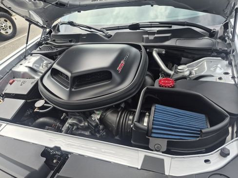 Used 2020 Dodge Challenger R/T Scat Pack w/ Shaker Package RWD image 2