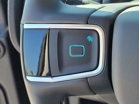 New 2026 Ford Expedition Active image 16