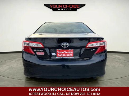 Used 2012 Toyota Camry LE image 4