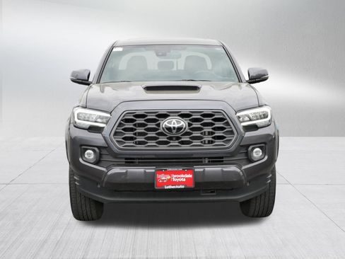 Used 2021 Toyota Tacoma TRD Sport w/ TRD Premium Sport Package AWD/4WD image 2