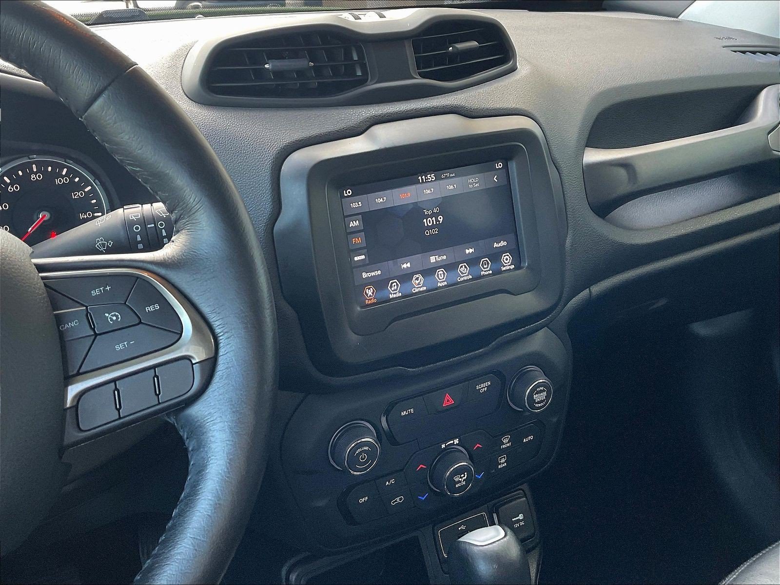 Used 2018 Jeep Renegade Limited FWD image 9