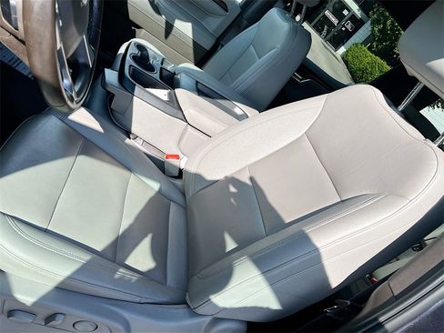 Used 2024 Chevrolet Silverado 1500 LT w/ Z71 Off-Road Package image 20