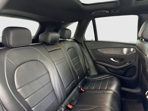 Used 2020 Mercedes-Benz GLC 300 4MATIC image 45