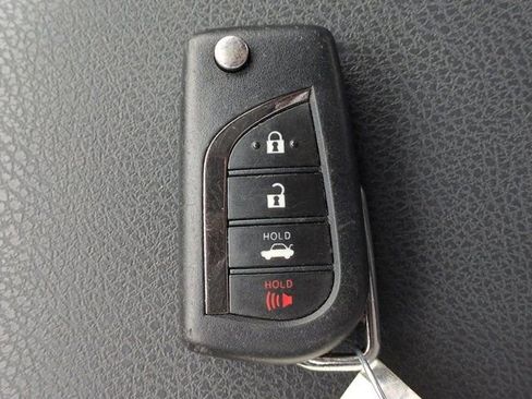 Used 2023 Toyota Camry SE FWD image 26