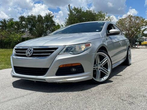 Used 2012 Volkswagen CC Sport FWD image 2