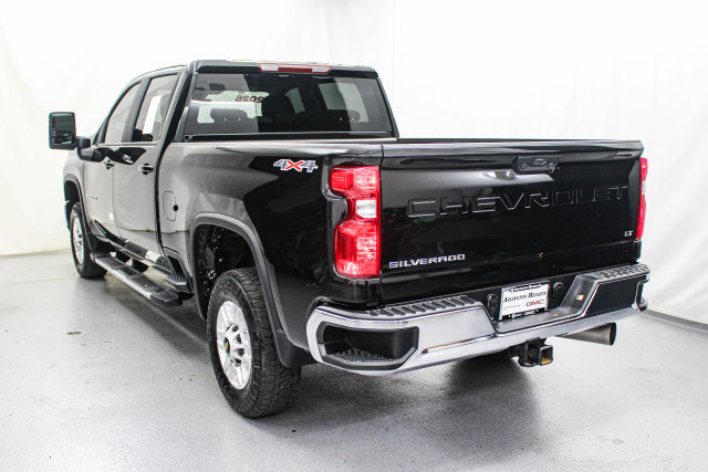 Used 2026 Chevrolet Silverado 2500 LT AWD/4WD image 6