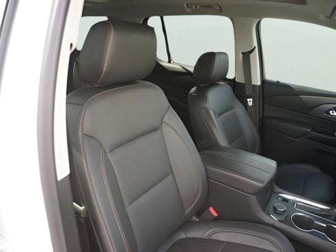 Used 2019 Chevrolet Traverse Premier w/ Driver Confidence II Package FWD image 22