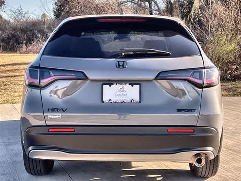 Certified 2025 Honda HR-V Sport image 6