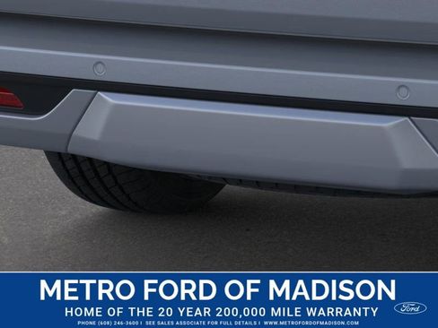 New 2026 Ford Expedition Platinum image 24