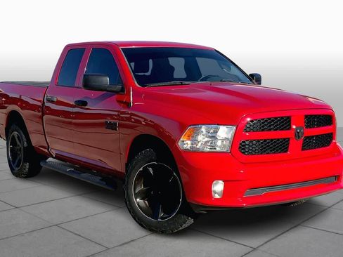 Used 2017 RAM 1500 Express image 3
