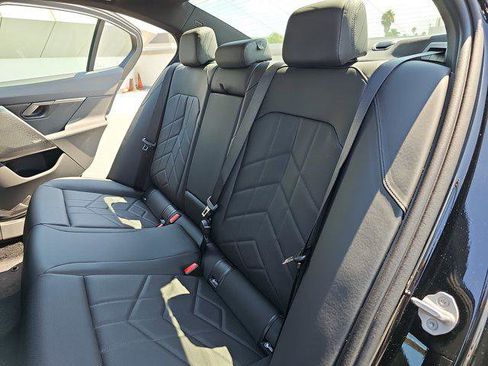 New 2026 BMW 540i xDrive image 14