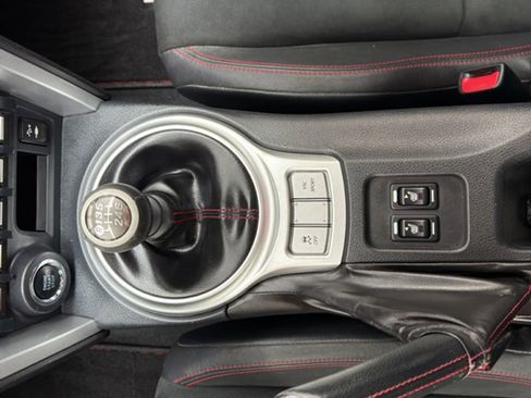 Used 2016 Subaru BRZ Limited w/ Popular Package #4 image 18