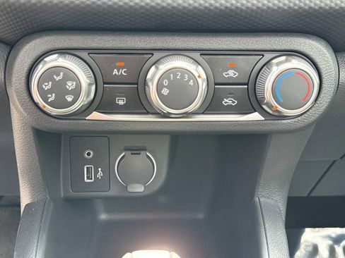 Certified 2025 Nissan Kicks Play S FWD image 23