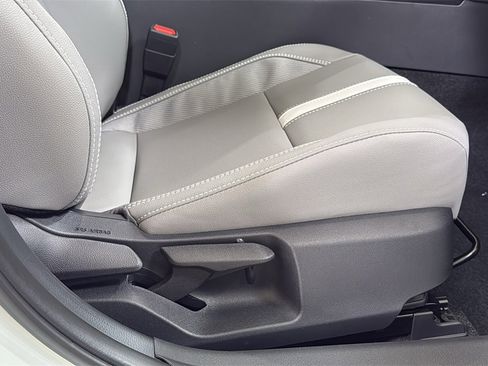 New 2026 Toyota Camry SE image 20