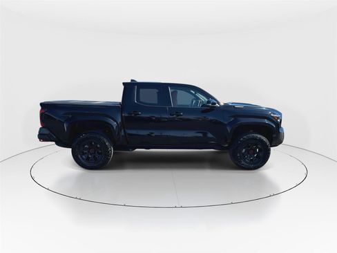 Used 2025 Toyota Tacoma TRD Pro image 9