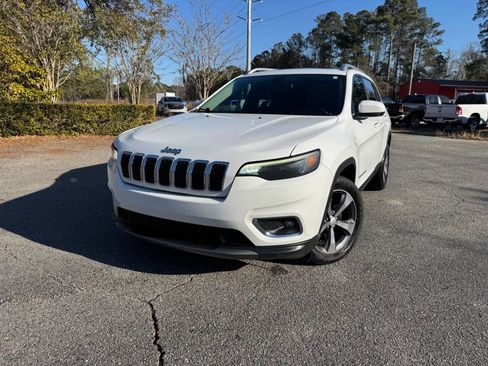 Used 2019 Jeep Cherokee Limited image 32