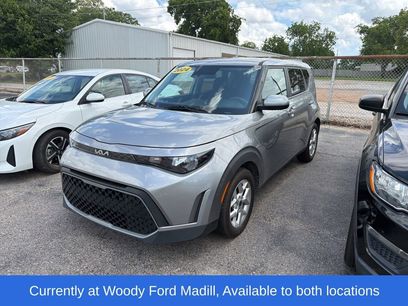 Used 2024 Kia Soul LX w/ Option Group 015