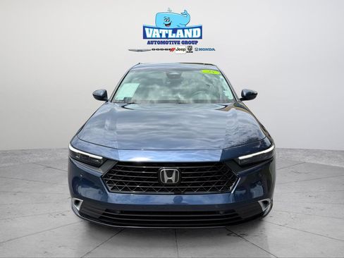 Certified 2025 Honda Accord Touring image 9