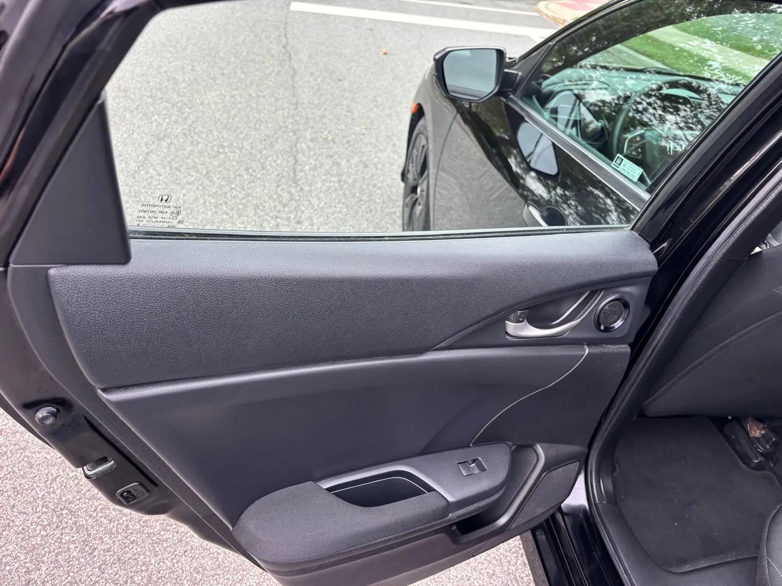 Used 2019 Honda Civic EX image 21