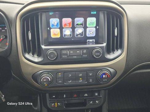 Used 2018 GMC Canyon Denali image 27