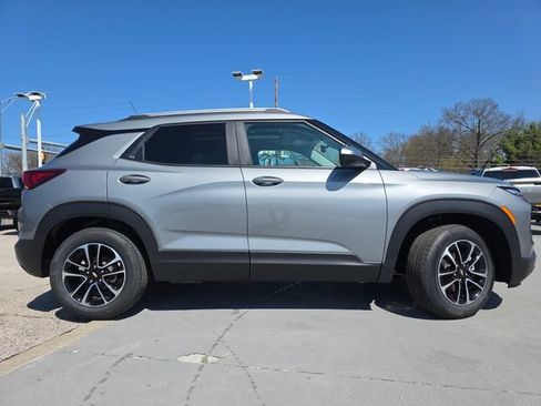 New 2026 Chevrolet TrailBlazer LT FWD image 19