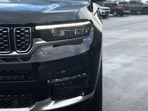 New 2025 Jeep Grand Cherokee L Summit AWD/4WD image 10