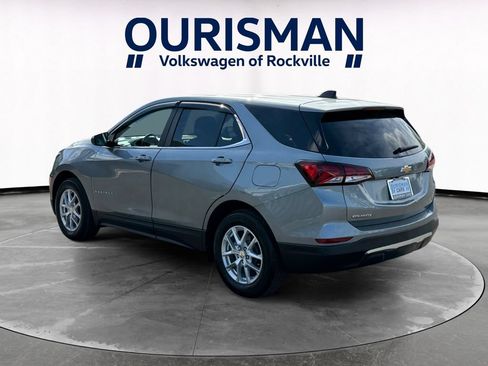 Used 2024 Chevrolet Equinox LT FWD image 4