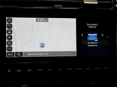 Certified 2024 Hyundai Tucson Limited AWD/4WD image 3