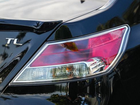 Used 2012 Acura TL image 7