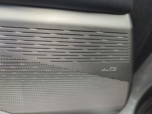 Used 2025 Cadillac Optiq Sport 2 w/ LPO, Floor Liner Package AWD/4WD image 12