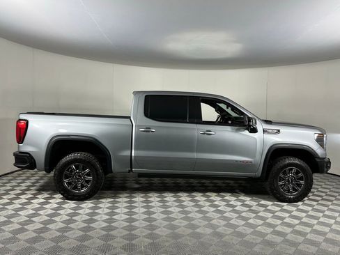Used 2024 GMC Sierra 1500 AT4X image 3