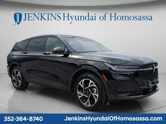 Used 2024 Lincoln Nautilus Premier w/ Jet Appearance Package AWD/4WD video 1