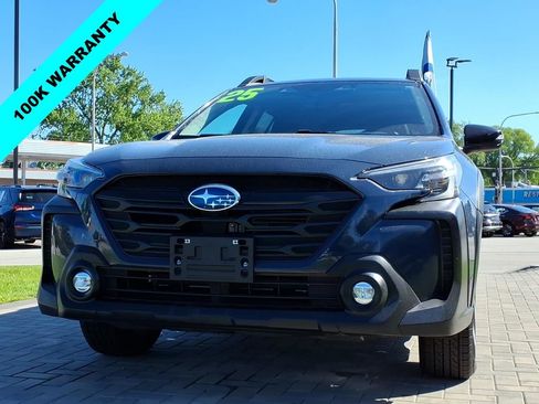 Certified 2025 Subaru Outback Onyx Edition AWD/4WD image 2
