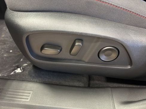 New 2026 Chevrolet Equinox RS w/ Convenience Package III AWD/4WD image 36