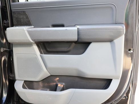 Used 2022 Ford F150 XLT w/ Equipment Group 302A High image 11