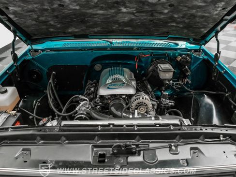 Used 1987 GMC Sierra 1500 2WD Regular Cab image 3