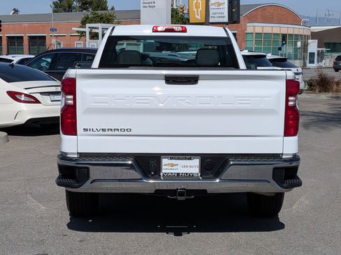 Used 2025 Chevrolet Silverado 1500 W/T image 6