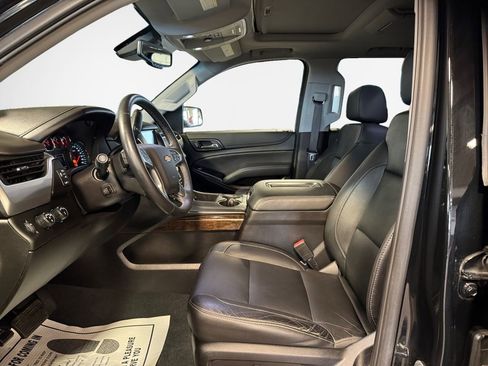 Used 2019 Chevrolet Tahoe LT image 12