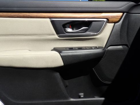 Used 2017 Honda CR-V EX image 11