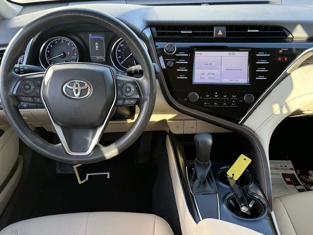 Used 2018 Toyota Camry LE w/ Moonroof Package FWD image 8