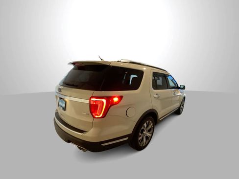 Used 2018 Ford Explorer Platinum image 8