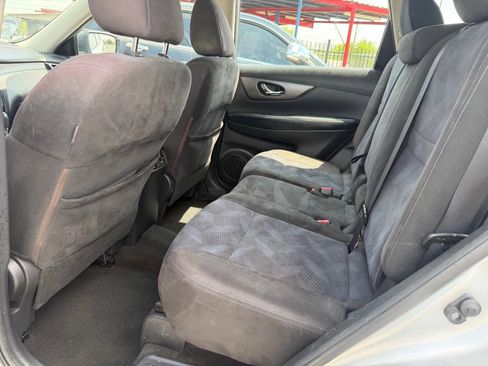 Used 2015 Nissan Rogue S AWD/4WD image 28