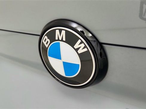 Used 2025 BMW X6 M60i image 16