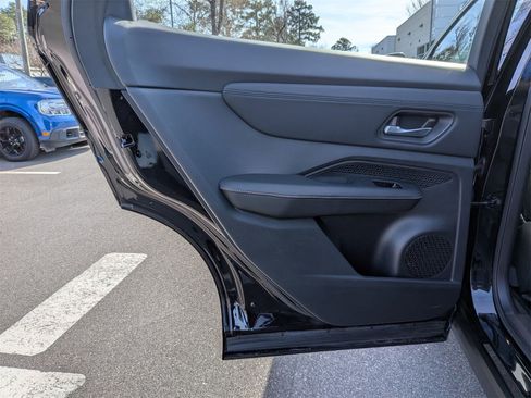 Used 2023 Nissan Ariya FWD image 27