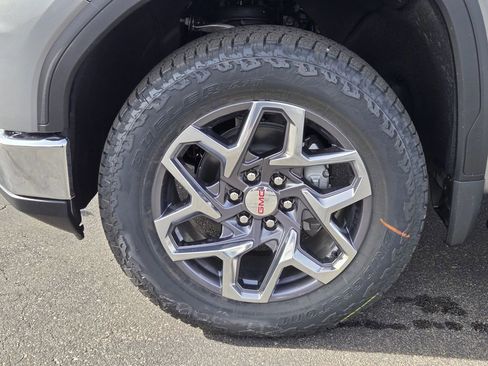 New 2026 GMC Sierra 1500 SLT w/ SLT Premium Plus Package image 7